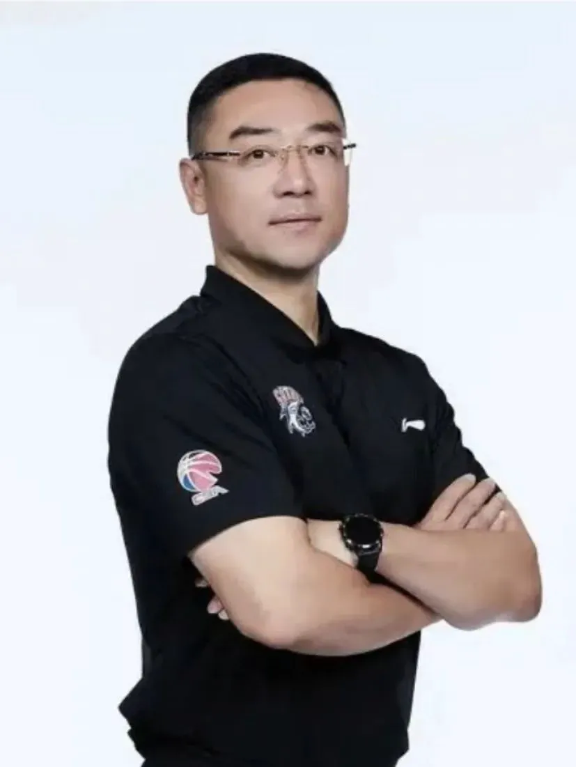 青少年篮球运动员应该如何进行力量训练?_1